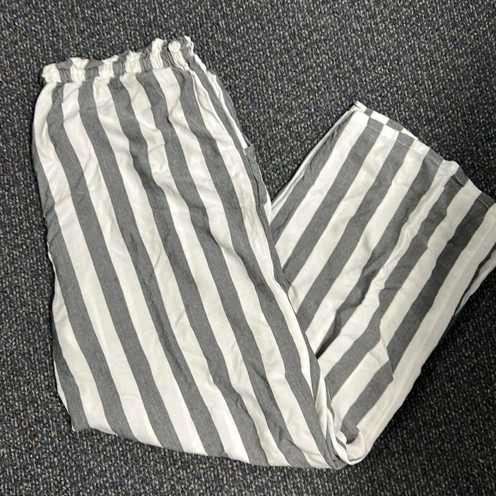 American Eagle Outfitters White and Gray Striped Wide-Leg Pants